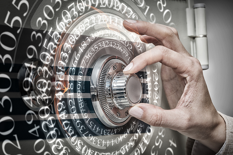 电商巨头转型AI科技公司？蔡崇信透露阿里与苹果合作